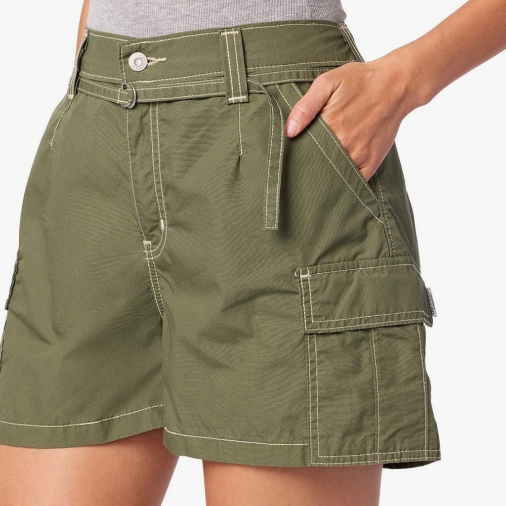 Levi Strauss Signature Gold Women's Belted Cargo Shorts Olive Night